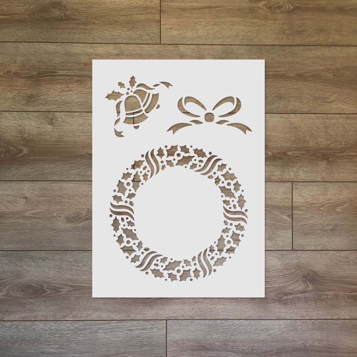 Christmas wreath - Christmas / Winter Reusable Plastic Stencil